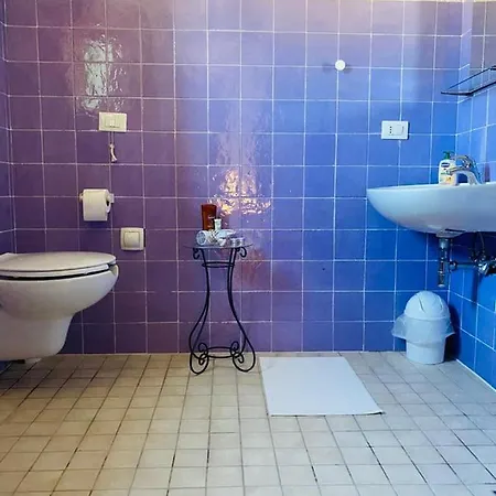 Flara Bed & Breakfast