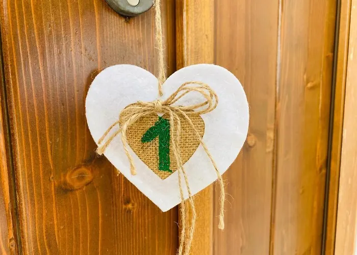 Bed & Breakfast Flara 3*